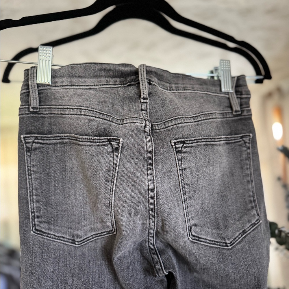 FRAME Grey Skinny Jeans High Rise Designer Denim Model Off Duty Chic Stretch Fit - Picture 11 of 12